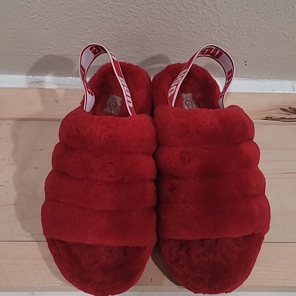 ⚘️ UGG FLUFF YEAH SLIDE SLIPPERS ⚘️ - Picture 7 of 13